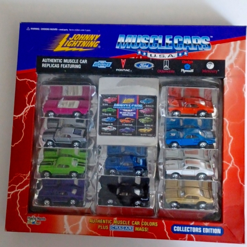 Johnny Lightning Muscle Car Collectors Edition